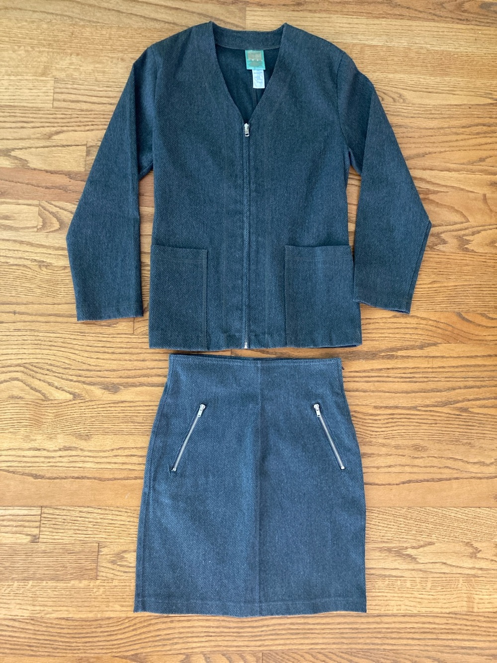 Ubak ( French brand) Y2K skirt set